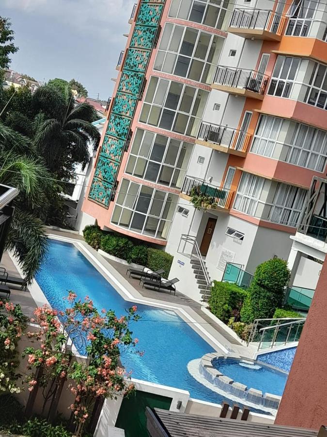 Lancris Residence Paranaque City Экстерьер фото